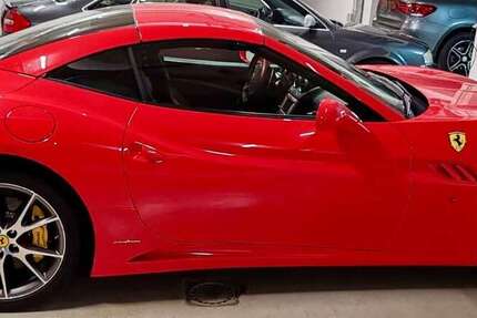 Ferrari California 9.000 km 139.900 € Urbach 73660