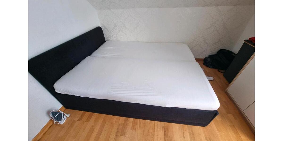 Dachgeschoßwohnung Stuttgart Degerloch - 2.5 Zimmer, 58 m&sup2;, 1.240&euro; | Angebot:24720562