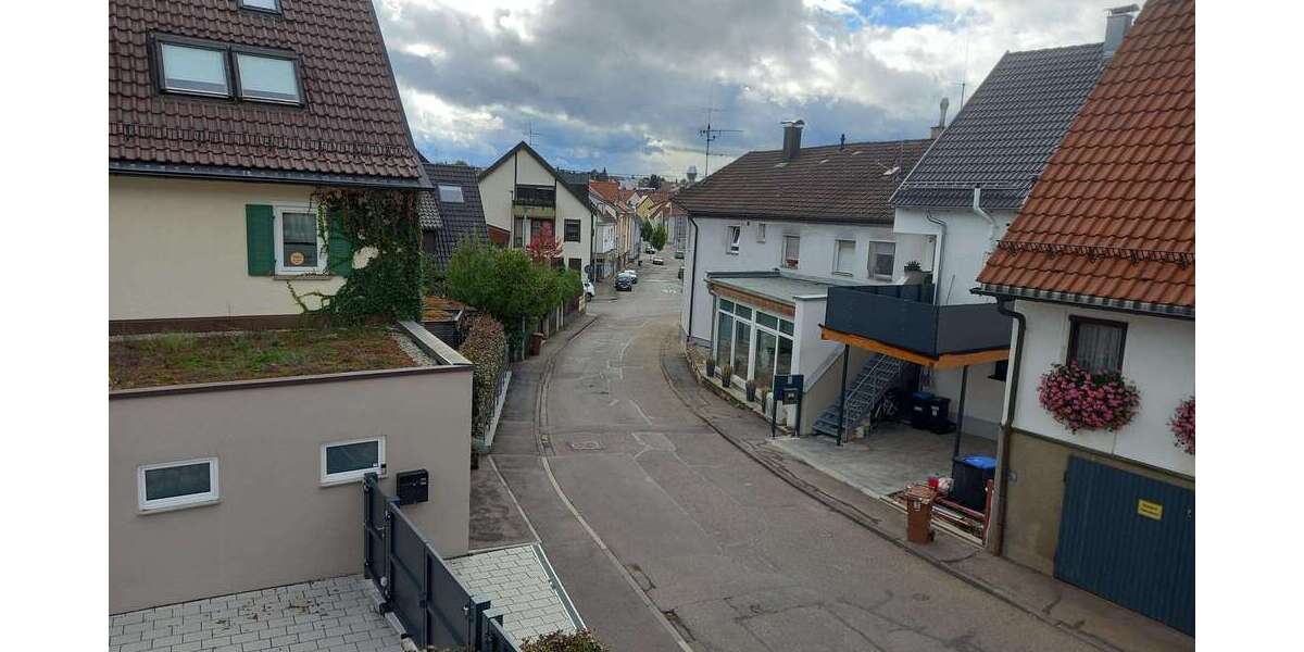 Haus zum Kaufen in Esslingen Berkheim 629.000 € 224 m² 11 zimmer
