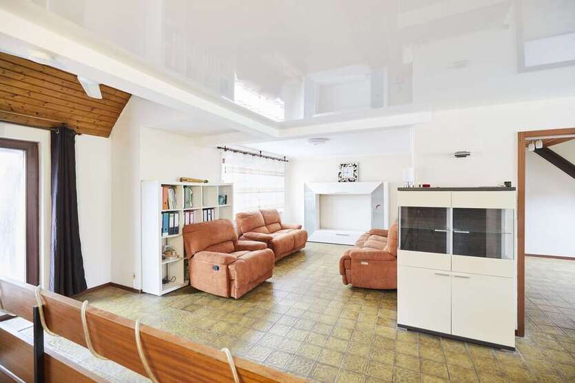 Wohnung zum Kaufen in Stuttgart 399.000 € 93 m²
