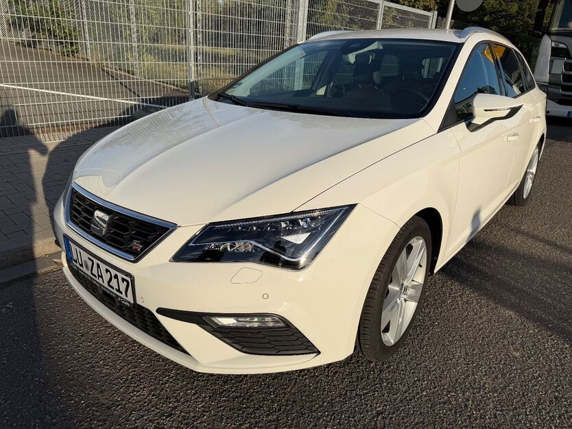 Seat Leon 224.000 km 12.500 € Stuttgart ( Korntal Münchingen ) 70825