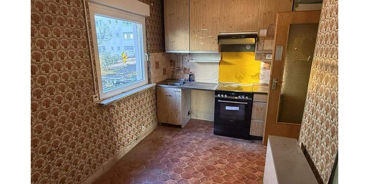 Sanierungsobjekt in guter Lage! 6 zimmer