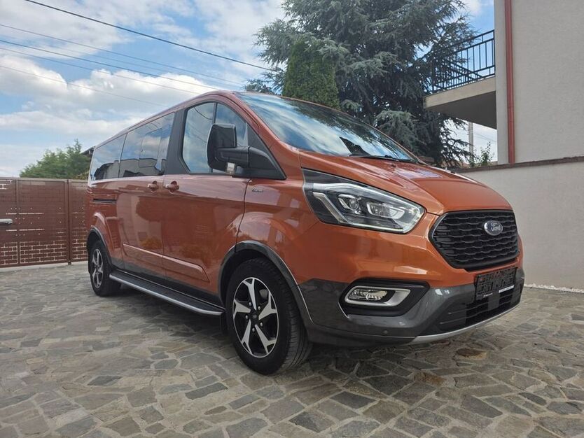 Tourneo Custom