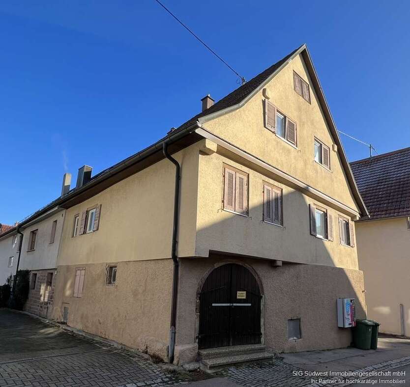 Haus zum Kaufen in Korntal-Münchingen 449.000 € 198 m²