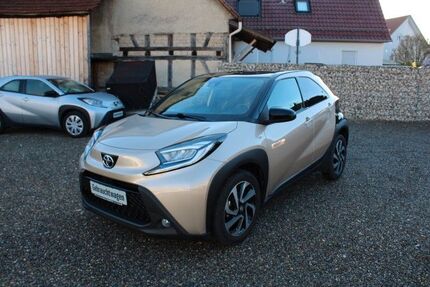 Toyota Aygo (X) 19.500 km 16.999 € Aichwald 73773