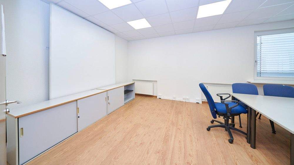 Vielseitiger Gewerbekomplex mit flexiblen Nutzungsmöglichkeiten *** Auch Teilflächen sind möglich! zimmer