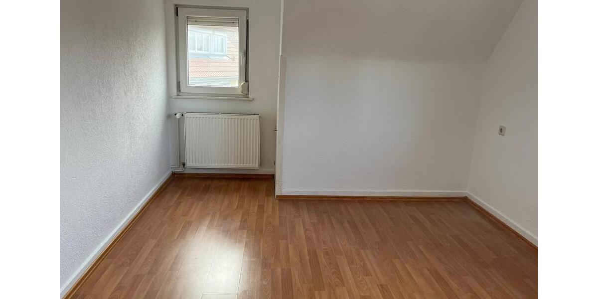 Mehrfamilienhaus, Wohnhaus Reutlingen Altenburg - 8.5 Zimmer, 180 m&sup2;, 690.000&euro; | Angebot:27157500