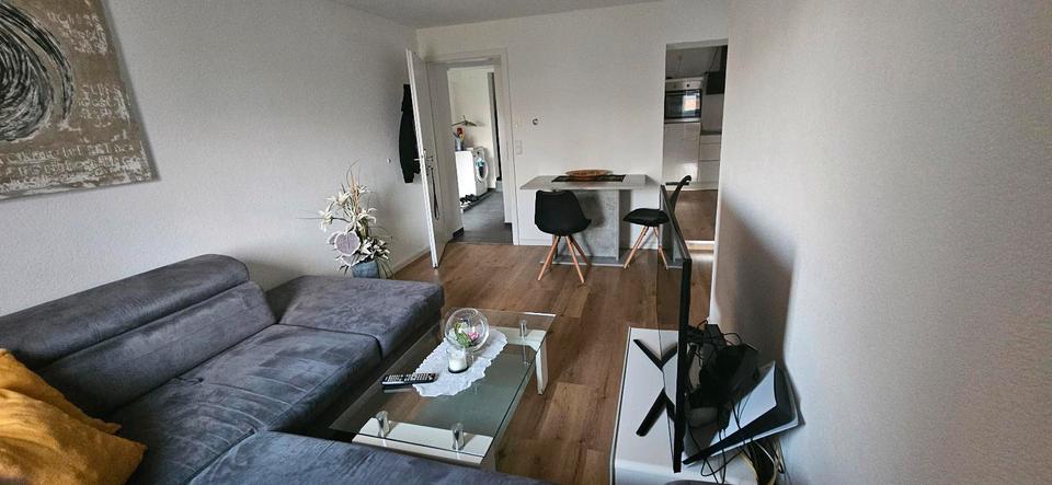 Erdgeschoßwohnung Tamm - 2 Zimmer, 45 m&sup2;, 1.300&euro; | Angebot:24672614