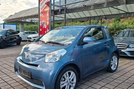 Toyota IQ 90.000 km 7.450 &euro; Esslingen 73730
