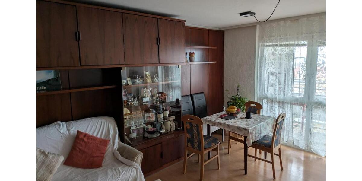 Etagenwohnung Baltmannsweiler - 2.5 Zimmer, 61 m&sup2;, 163.000&euro; | Angebot:26869559