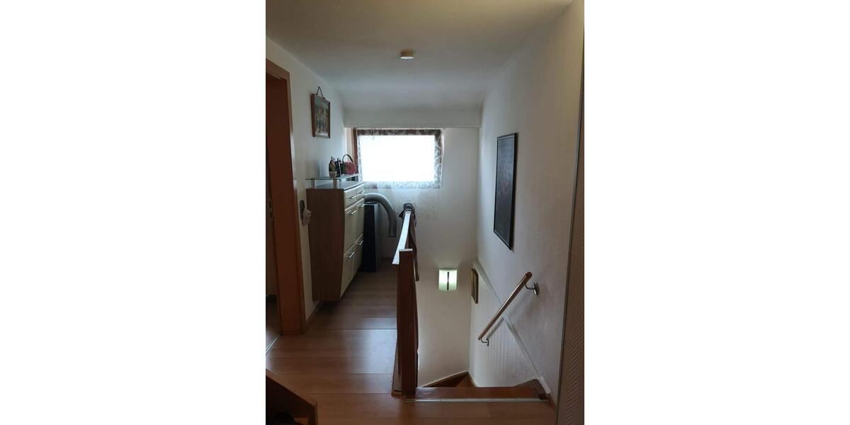 Reihenhaus Remseck am Neckar - 6 Zimmer, 180 m&sup2;, 600.000&euro; | Angebot:26052005