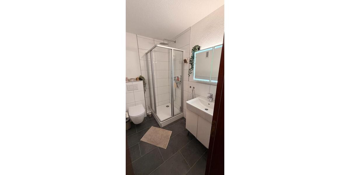 Etagenwohnung Stuttgart Sillenbuch - 3 Zimmer, 75 m&sup2;, 1.200&euro; | Angebot:26322300
