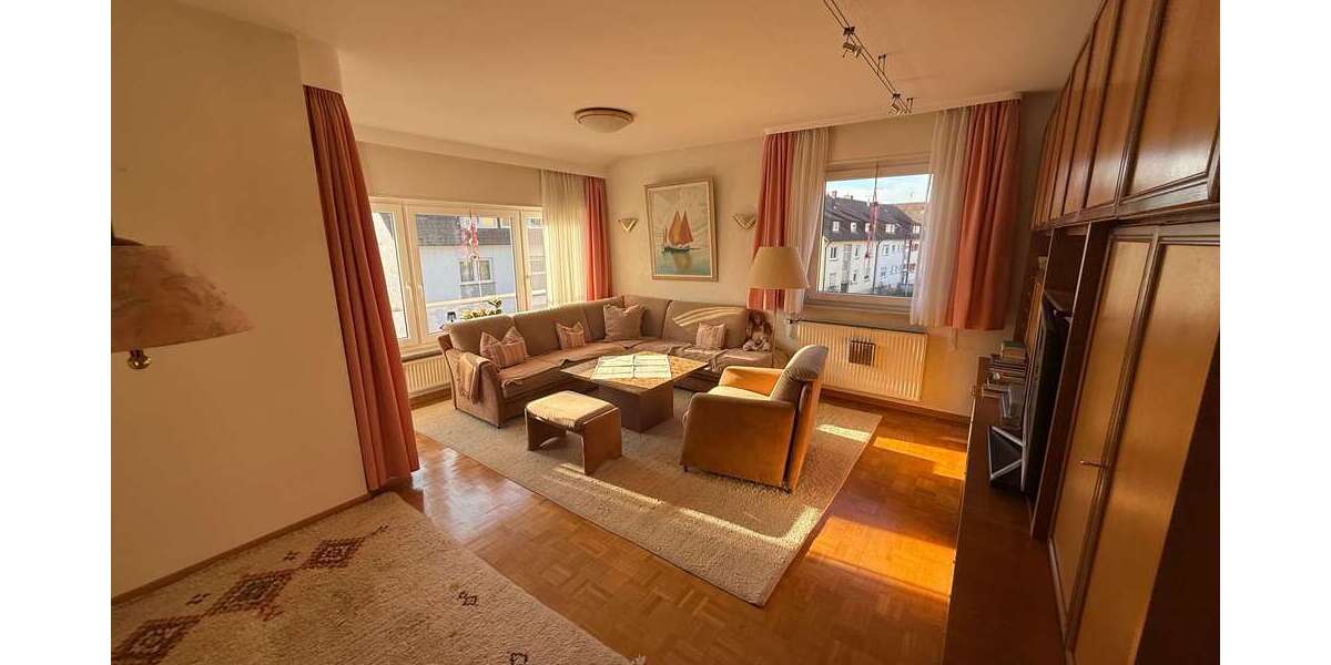 Etagenwohnung Stuttgart Luginsland - 4.5 Zimmer, 105 m&sup2;, 379.000&euro; | Angebot:25270440