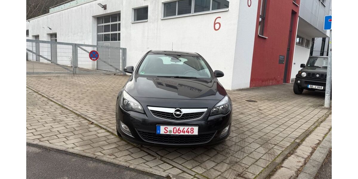 Opel Astra 113.200 km 5.990 € Stuttgart 70188