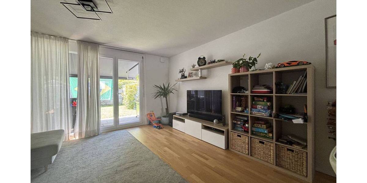 Reihenmittelhaus Freiberg am Neckar / Heutingsheim Heutingsheim - 4 Zimmer, 134 m&sup2;, 2.100&euro; | Angebot:26917533
