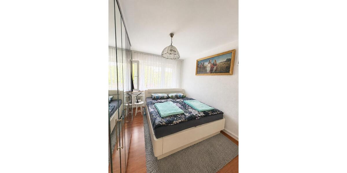Etagenwohnung Vaihingen an der Enz - 4.5 Zimmer, 91 m&sup2;, 270.000&euro; | Angebot:27260085