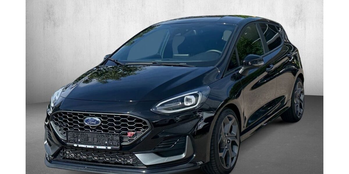 Ford Fiesta 33.200 km 22.990 &euro; Ludwigsburg 71636