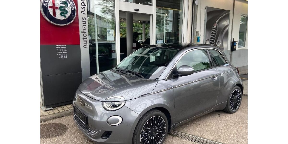 Fiat 500e 7.430 km 19.990 € Asperg 71679