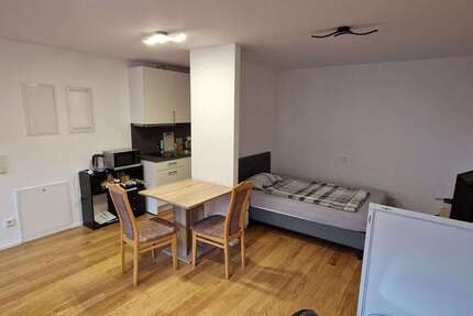 Wohnung zum Mieten in Stuttgart 610 € 33.87 m² 1 zimmer