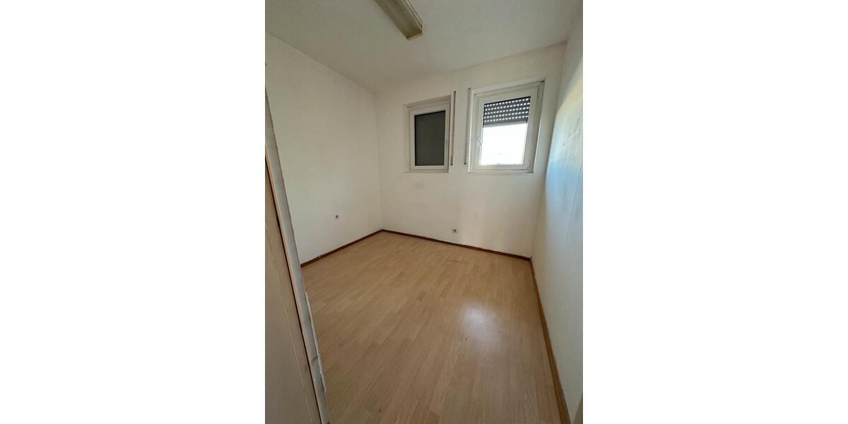 Etagenwohnung Stuttgart Lehen - 3 Zimmer, 77 m&sup2;, 800&euro; | Angebot:26561070