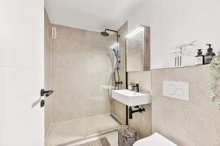 Wohnung Stuttgart Sillenbuch - 2 Zimmer, 51 m&sup2;, 250.000&euro; | Angebot:25105453