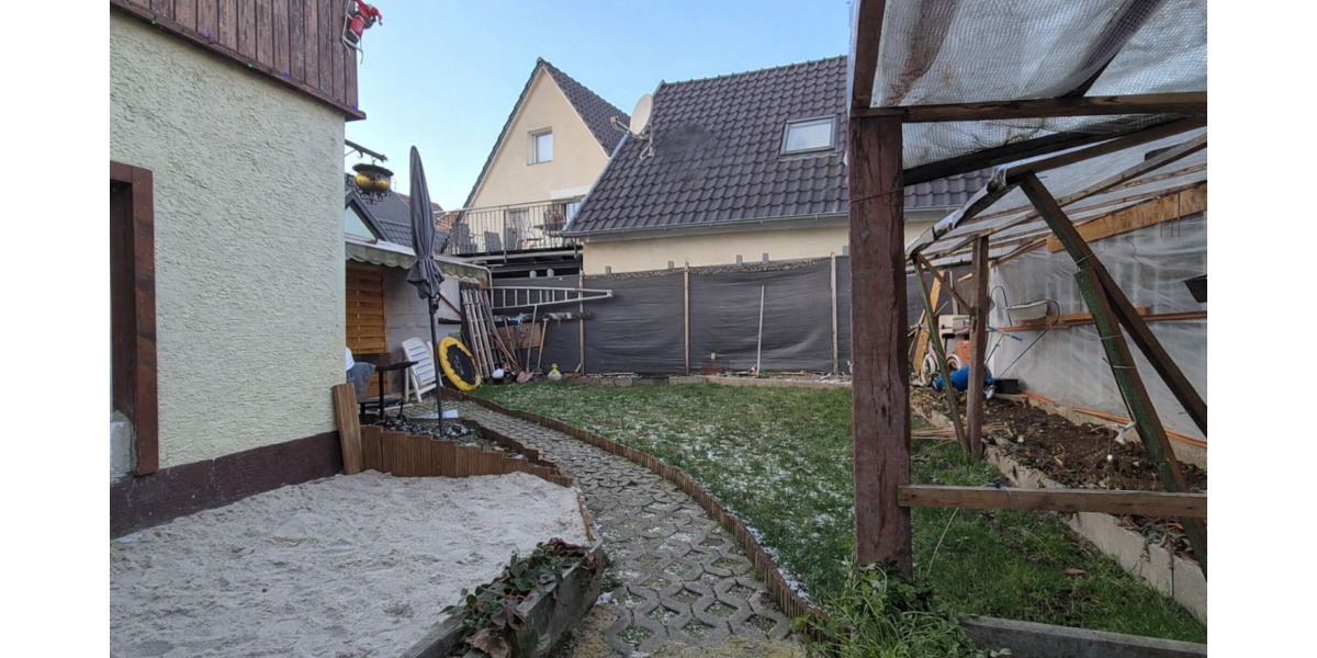 Einfamilienhaus Stuttgart Untertürkheim - 5 Zimmer, 123 m&sup2;, 477.000&euro; | Angebot:24713323