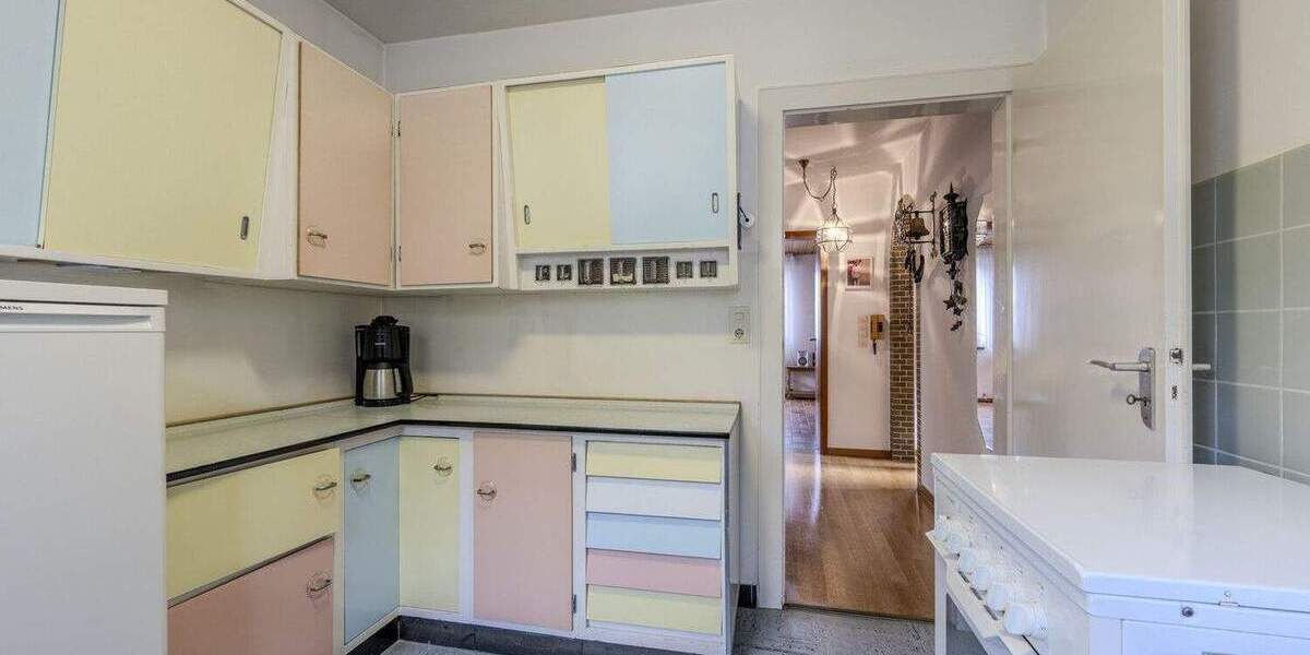 Einfamilienhaus Stuttgart Heumaden - 7 Zimmer, 162 m&sup2;, 890.000&euro; | Angebot:25690122