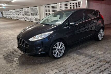 Ford Fiesta 133.000 km 8.800 &euro; Böblingen 71032