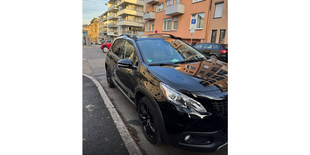Peugeot 2008 75.000 km 15.600 &euro; Stuttgart 70182
