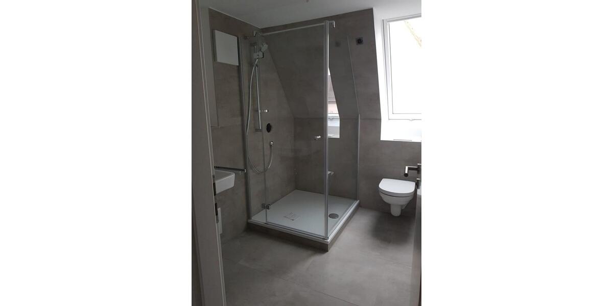 Maisonettenwohnung Stuttgart Feuerbach - 4 Zimmer, 140 m&sup2;, 1.899&euro; | Angebot:26104288