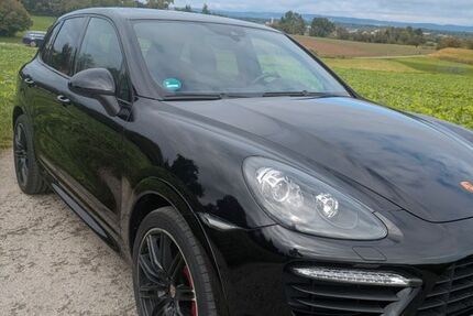 Porsche Cayenne 251.000 km 19.200 € Backnang 71522