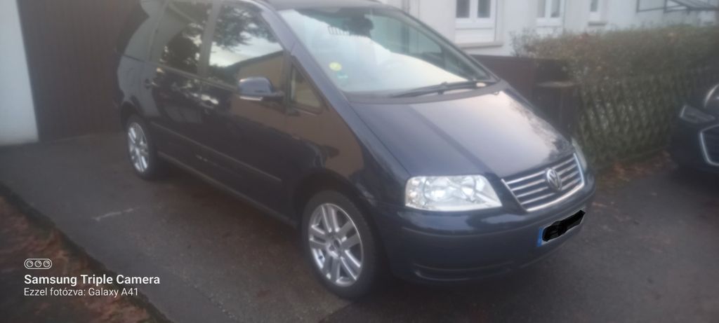 VW Sharan 207.000 km 5.950 € Leinfelden 70771