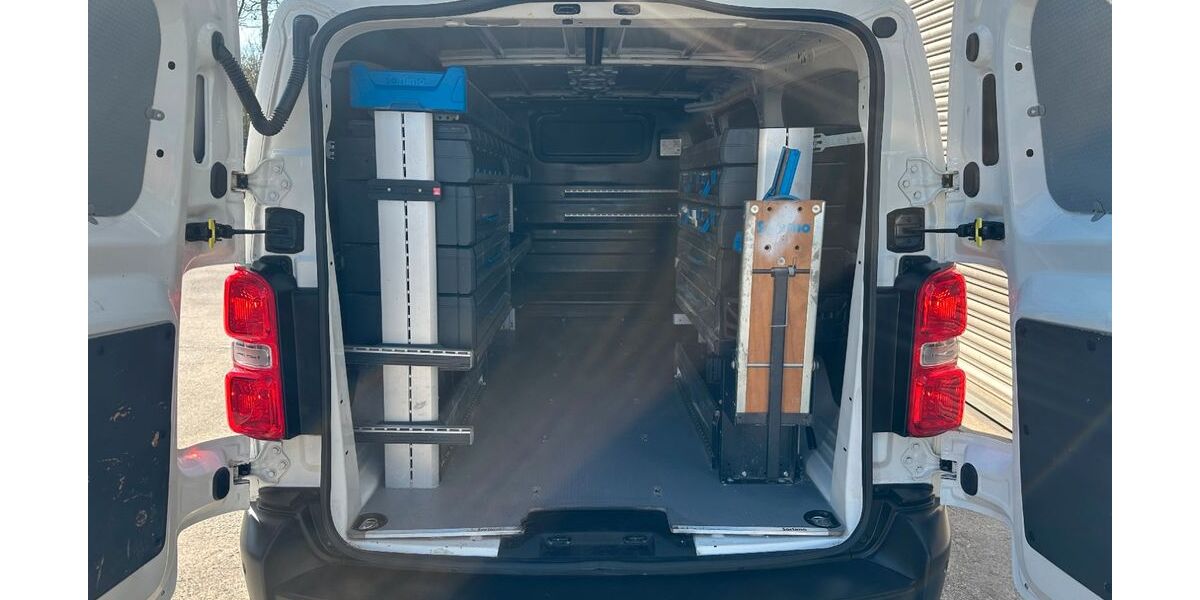 Opel Vivaro 48.196 km 19.300 &euro; Sindelfingen 71065