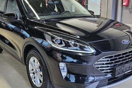 Ford Kuga 40.700 km 18.990 &euro; Neckartailfingen 72666