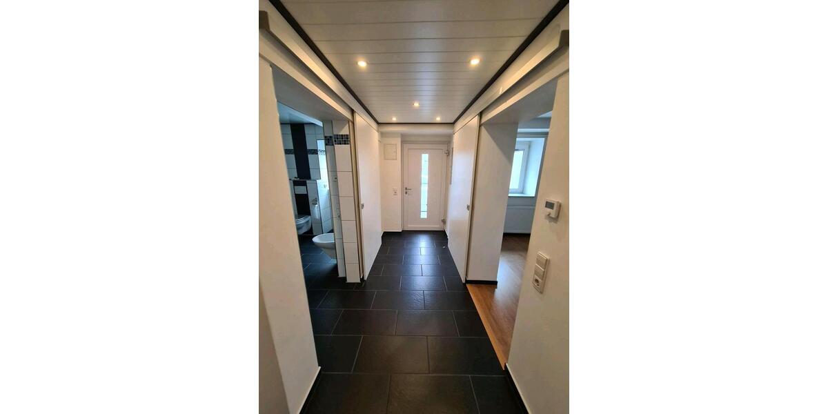 Moderne 2 Zimmer mit Offener Küche und Klima in Uhlbach 2 zimmer