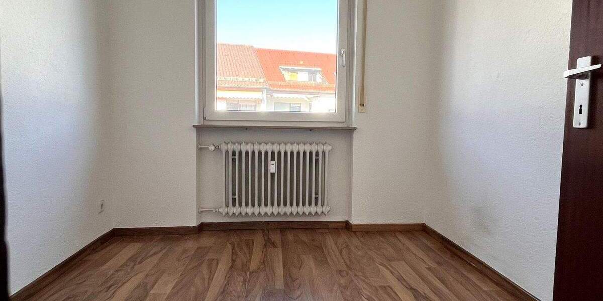 Etagenwohnung Leonberg Eltingen - 3 Zimmer, 74 m&sup2;, 248.000&euro; | Angebot:25476434