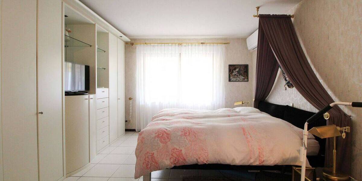 Bungalow Korntal-Münchingen Münchingen - 5 Zimmer, 181 m&sup2;, 849.000&euro; | Angebot:26391099