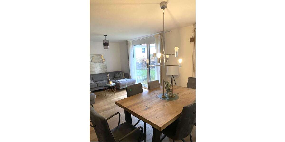 Etagenwohnung Backnang­ - 3.5 Zimmer, 75 m&sup2;, 1.150&euro; | Angebot:26779087