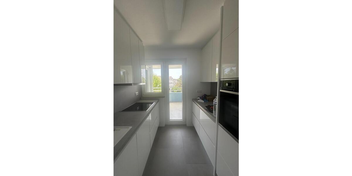 Etagenwohnung Leonberg - 2.5 Zimmer, 64 m&sup2;, 1.130&euro; | Angebot:26705299