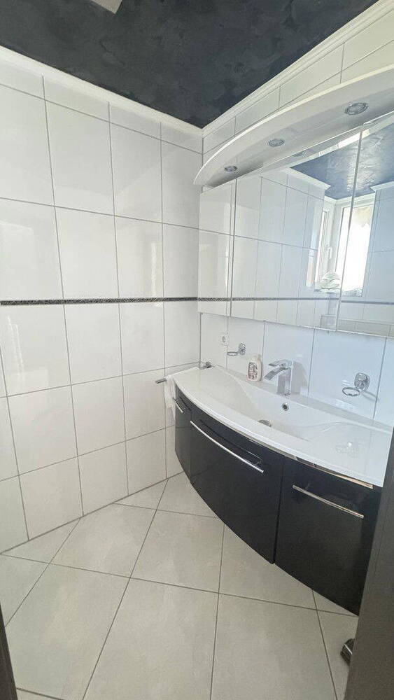 Exklusive DHH in beliebter Lage in Vaihingen an der Enz
