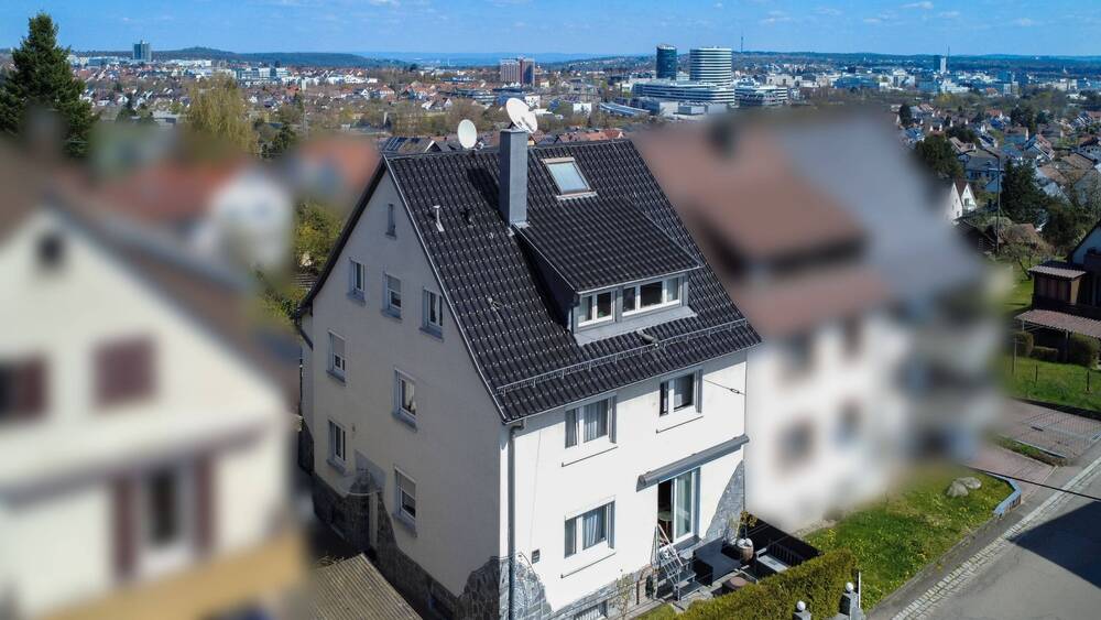 Großzügige Drei-Zimmer-Wohnung mit Garagenstellplatz und traumhafter Aussicht in Stuttgart-Rohr 3 zimmer