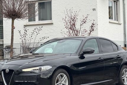 Alfa Romeo Giulia 89.695 km 18.990 &euro; Walddorfhäslach (bei Stuttgart) 72141
