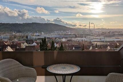 Wohnung Stuttgart Luginsland - 4.5 Zimmer, 129 m&sup2;, 1.700&euro; | Angebot:25539472