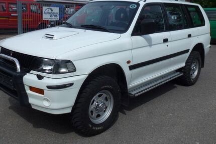 Mitsubishi Pajero 42.600 km 18.900 &euro; Nürtingen bei Stuttgart 72622