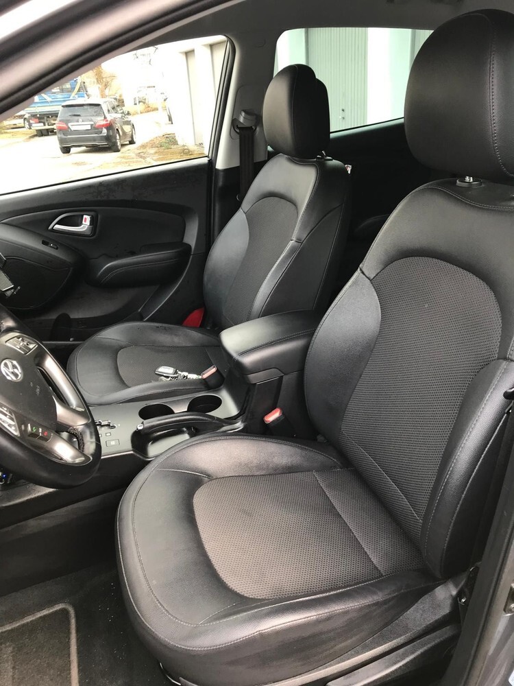 Hyundai IX35 128.000 km 11.900 € Stuttgart 70173