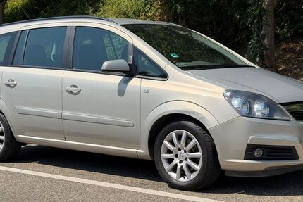 Opel Zafira 160.000 km 3.800 &euro; Fellbach 70736