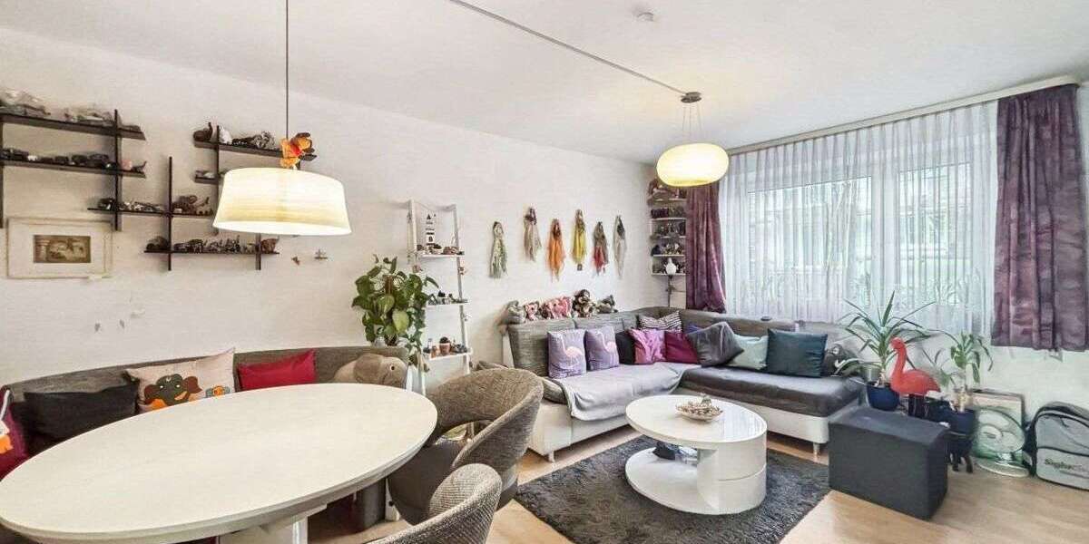 Wohnung zum Kaufen in Stuttgart 265.000 € 62.33 m² 2 zimmer