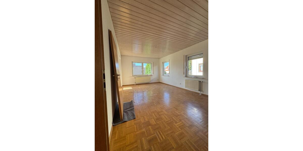 Erdgeschoßwohnung Pliezhausen - 3 Zimmer, 87 m&sup2;, 333.000&euro; | Angebot:25717280