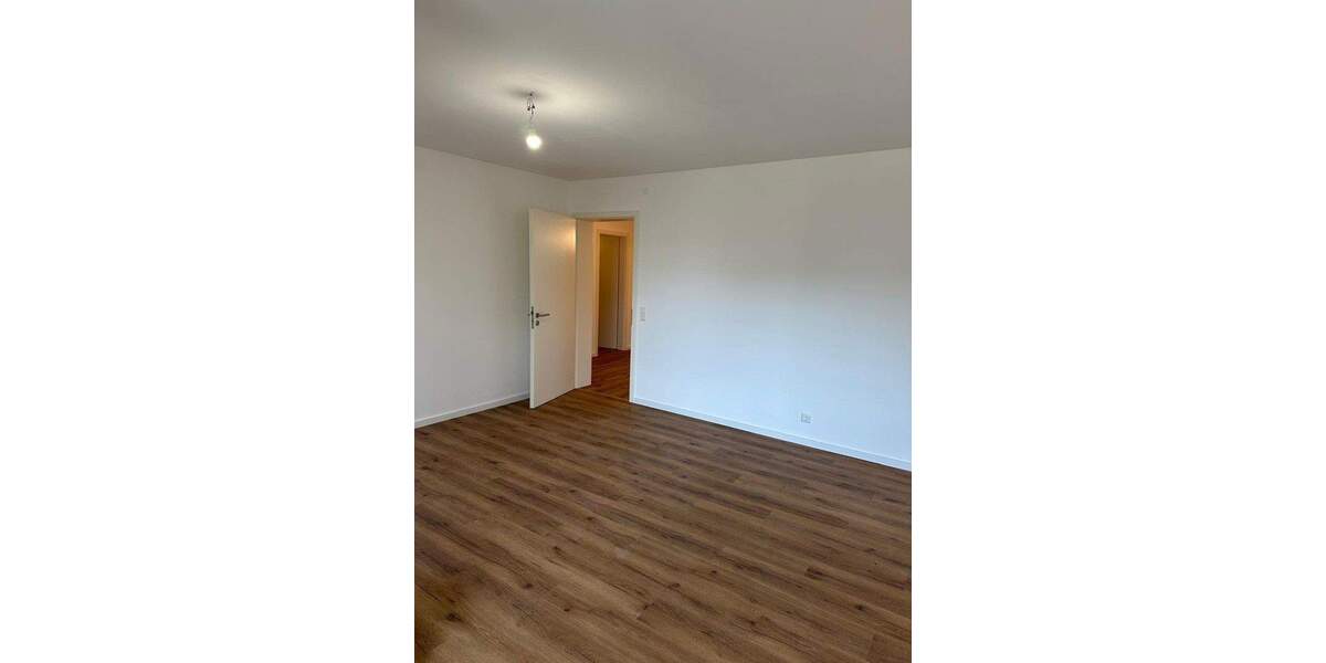 Etagenwohnung Esslingen-Oberesslingen Oberesslingen - 2 Zimmer, 68 m&sup2;, 279.000&euro; | Angebot:25265324