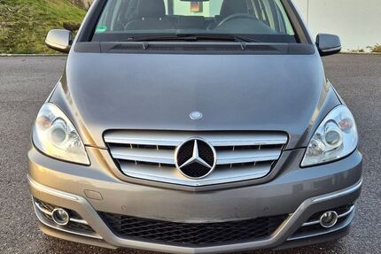 Mercedes-Benz B 180 258.000 km 3.889 &euro; Heimsheim 71296